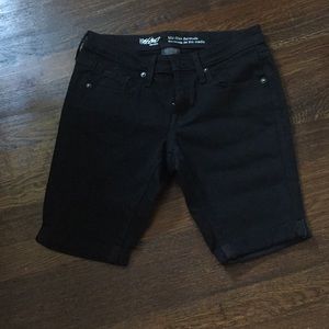 💙Black NWOT jean shorts